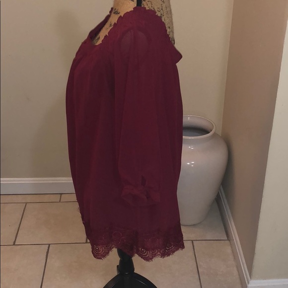 Maurices off the shoulder top size 1x - Picture 3 of 8